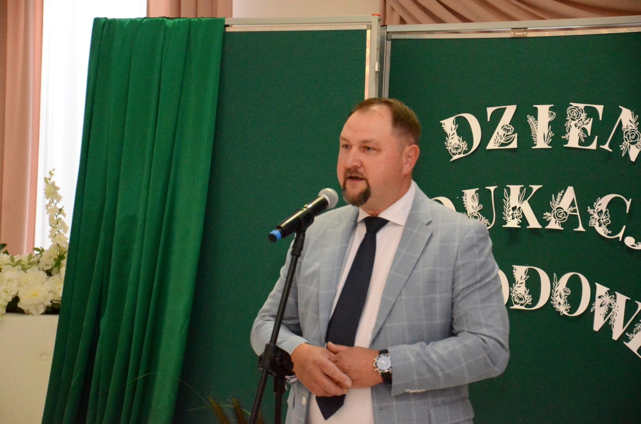 Dzień Edukacji Narodowej w Kadzidle [11.10.2024] - zdjęcie #18 - eOstroleka.pl