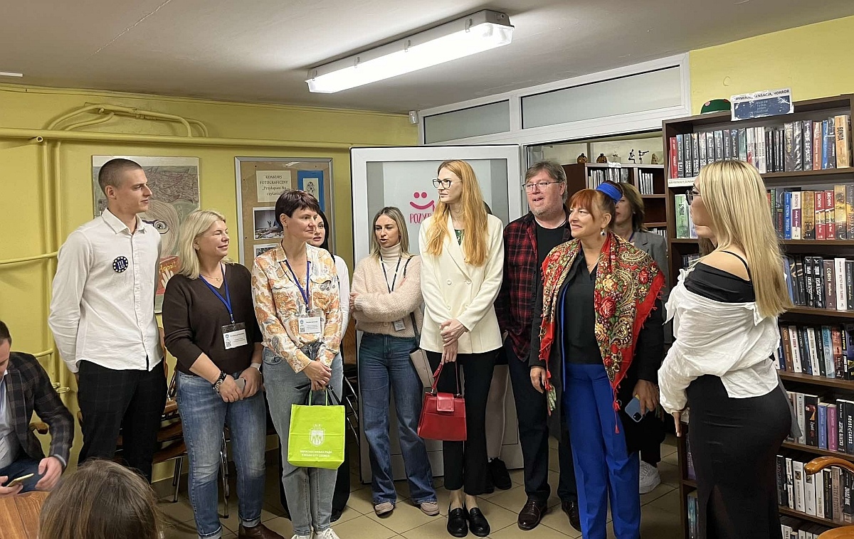 Spotkanie delegacji z Ukrainy w III LO [09.10.2024] - zdjęcie #1 - eOstroleka.pl