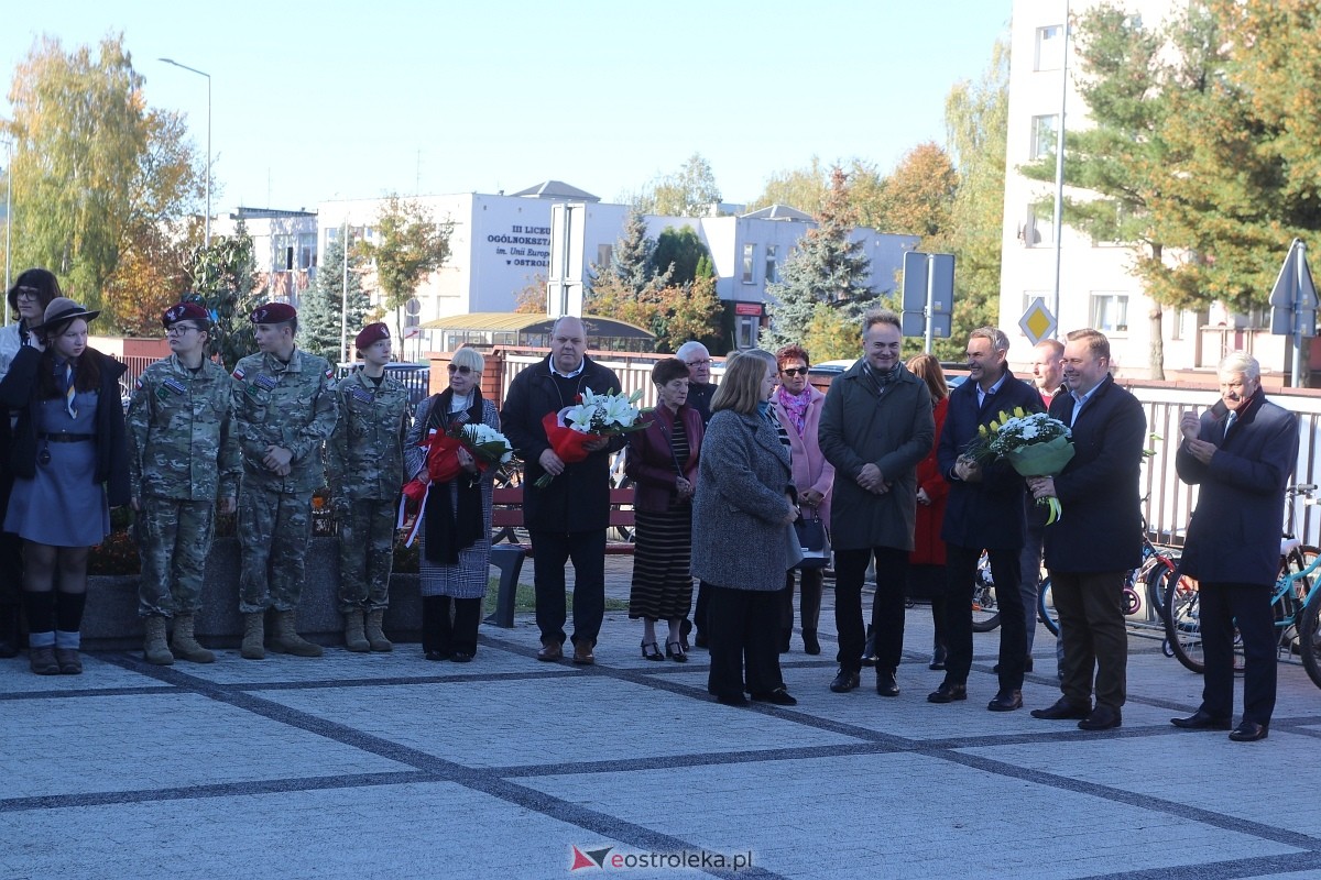Hołd dla św. Jana Pawła II [16.10.2024] - zdjęcie #37 - eOstroleka.pl