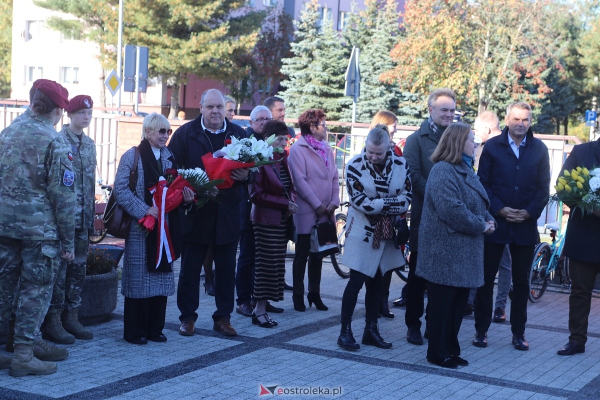 Hołd dla św. Jana Pawła II [16.10.2024] - zdjęcie #36 - eOstroleka.pl