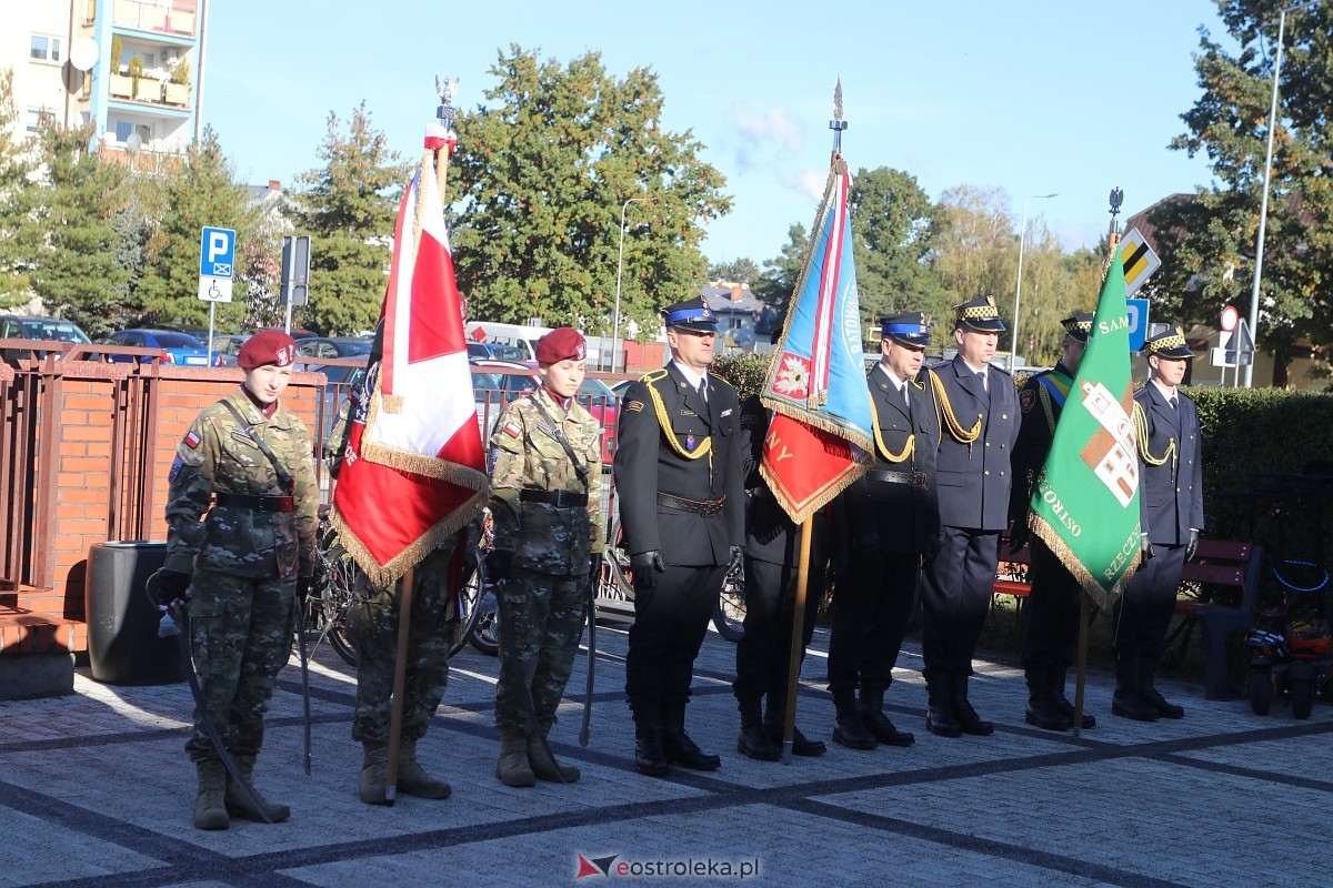 Hołd dla św. Jana Pawła II [16.10.2024] - zdjęcie #28 - eOstroleka.pl