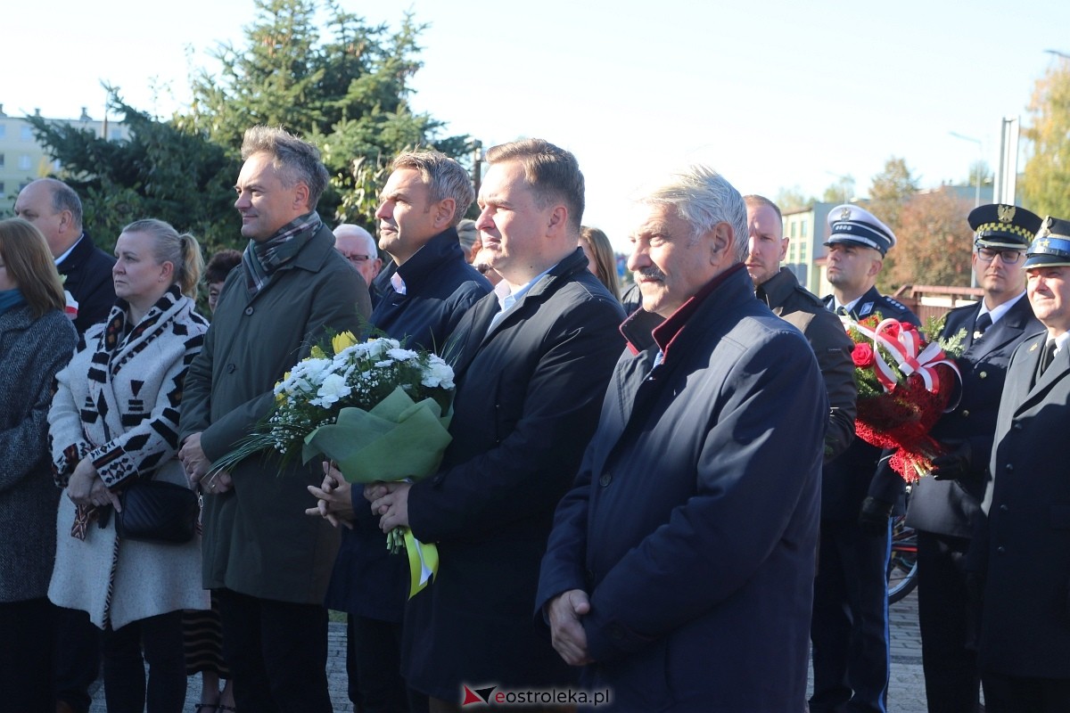 Hołd dla św. Jana Pawła II [16.10.2024] - zdjęcie #22 - eOstroleka.pl