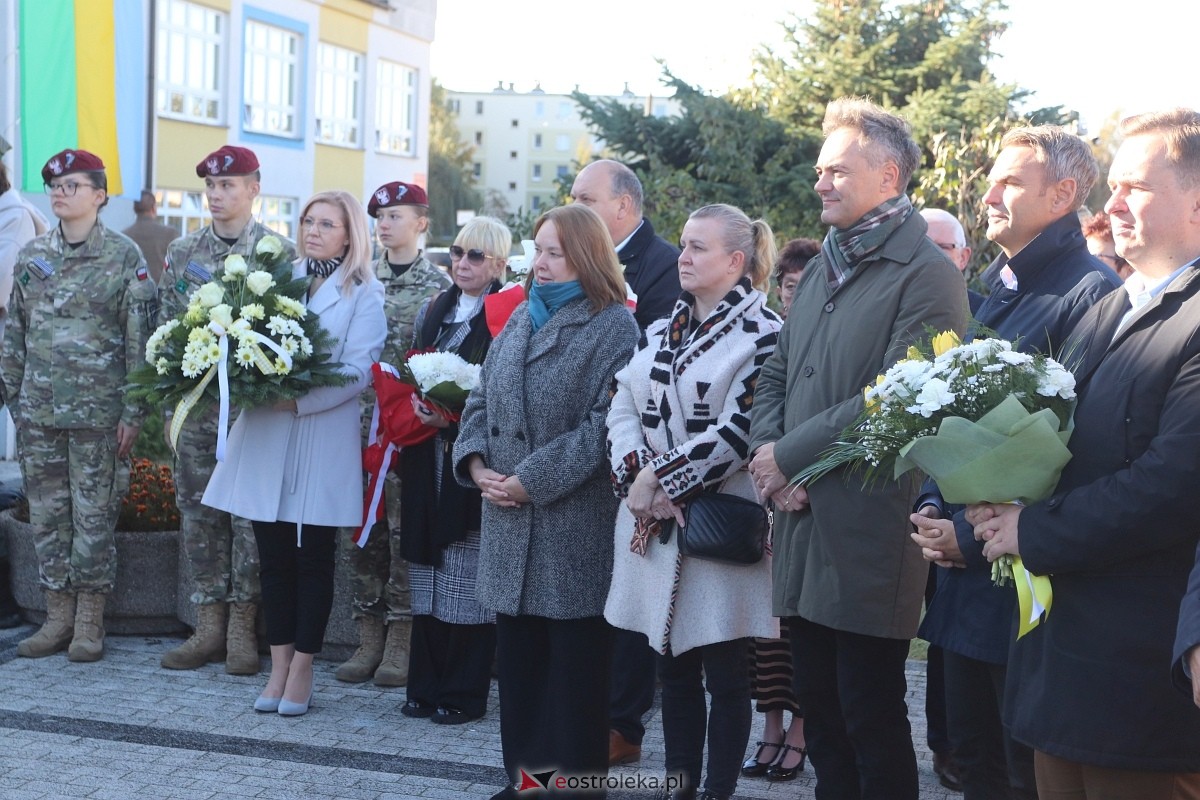 Hołd dla św. Jana Pawła II [16.10.2024] - zdjęcie #21 - eOstroleka.pl