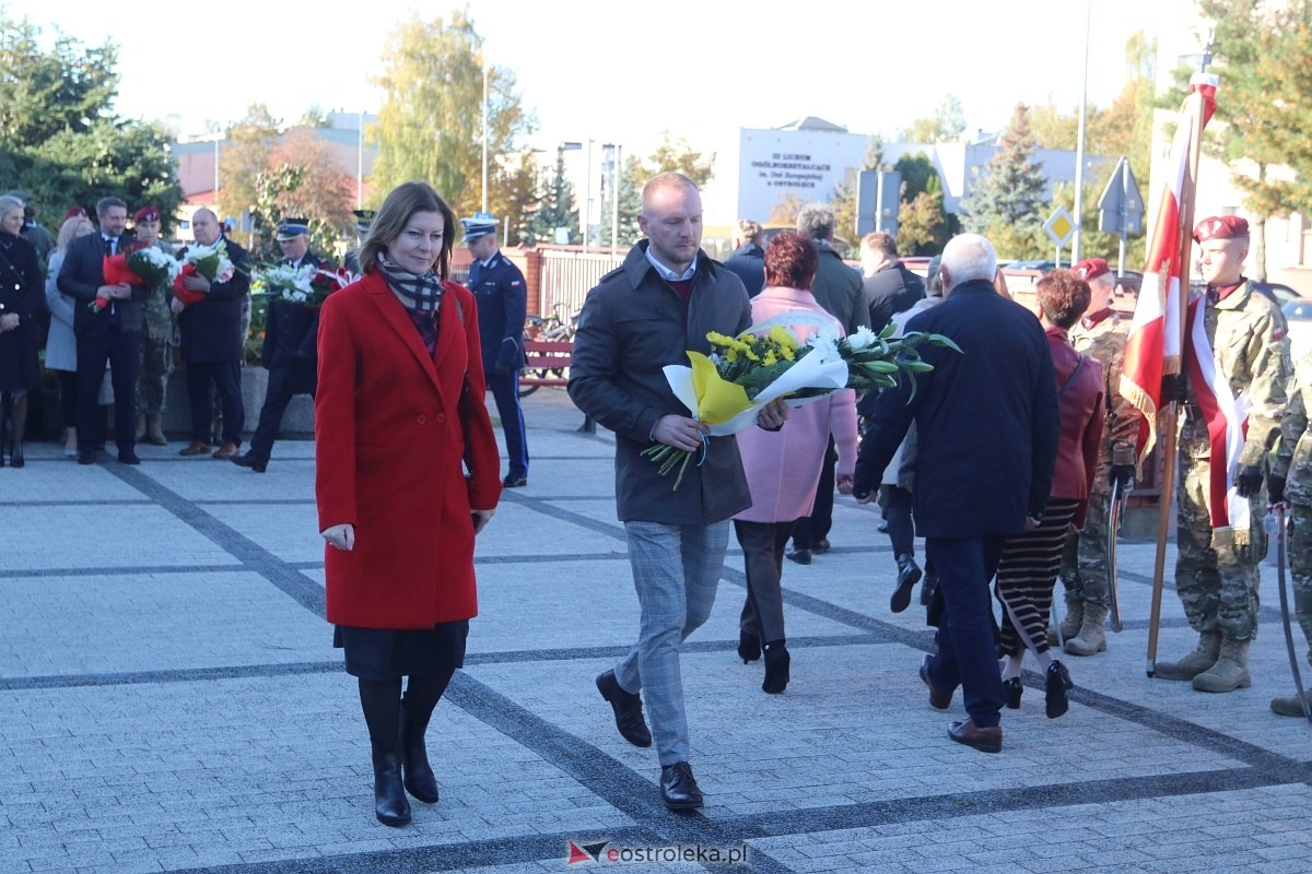 Hołd dla św. Jana Pawła II [16.10.2024] - zdjęcie #14 - eOstroleka.pl