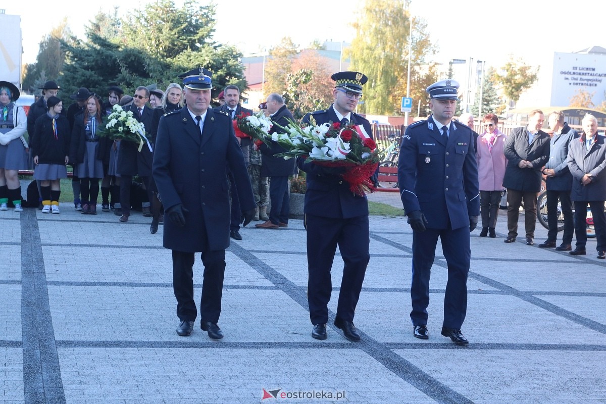 Hołd dla św. Jana Pawła II [16.10.2024] - zdjęcie #13 - eOstroleka.pl
