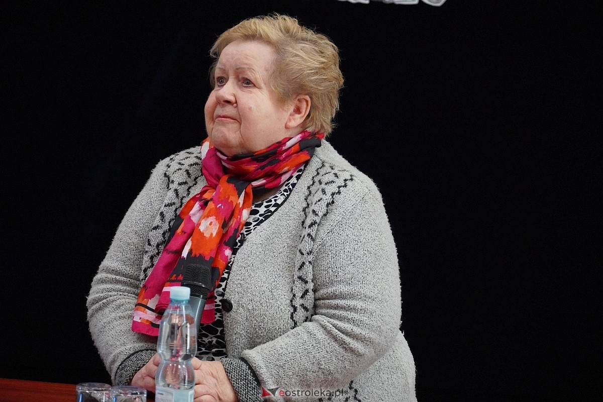 Przystanek Literacki Ostrołęka zatrzymał się przy Gombrowiczu: Wykład dla młodzieży w WSAiP [17.10.2024] - zdjęcie #24 - eOstroleka.pl
