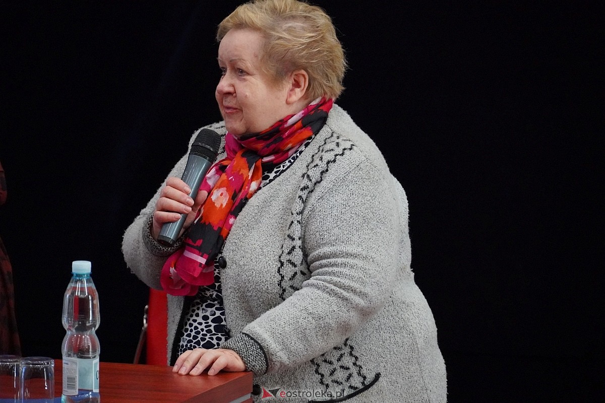 Przystanek Literacki Ostrołęka zatrzymał się przy Gombrowiczu: Wykład dla młodzieży w WSAiP [17.10.2024] - zdjęcie #8 - eOstroleka.pl