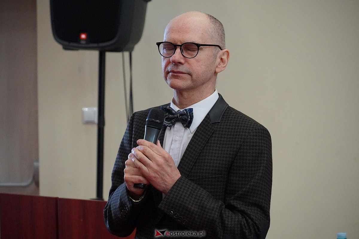 Przystanek Literacki Ostrołęka zatrzymał się przy Gombrowiczu: Wykład dla młodzieży w WSAiP [17.10.2024] - zdjęcie #5 - eOstroleka.pl