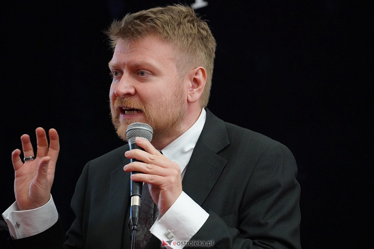 Przystanek Literacki Ostrołęka zatrzymał się przy Gombrowiczu: Wykład dla młodzieży w WSAiP [17.10.2024] - zdjęcie #2 - eOstroleka.pl