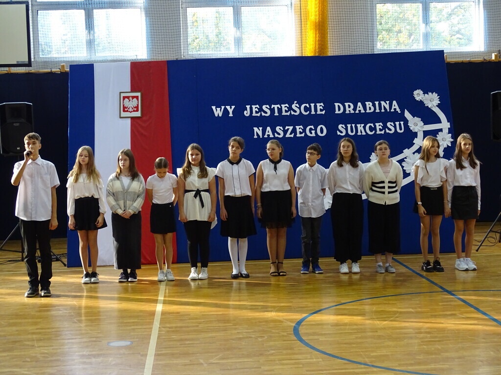 Dzień Edukacji Narodowej w Olszewie-Borkach [10.10.2024] - zdjęcie #12 - eOstroleka.pl