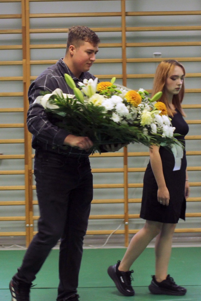 Uroczyste ślubowanie i konkurs o patronie w ZSZ nr 1 [04.10.2024] - zdjęcie #3 - eOstroleka.pl