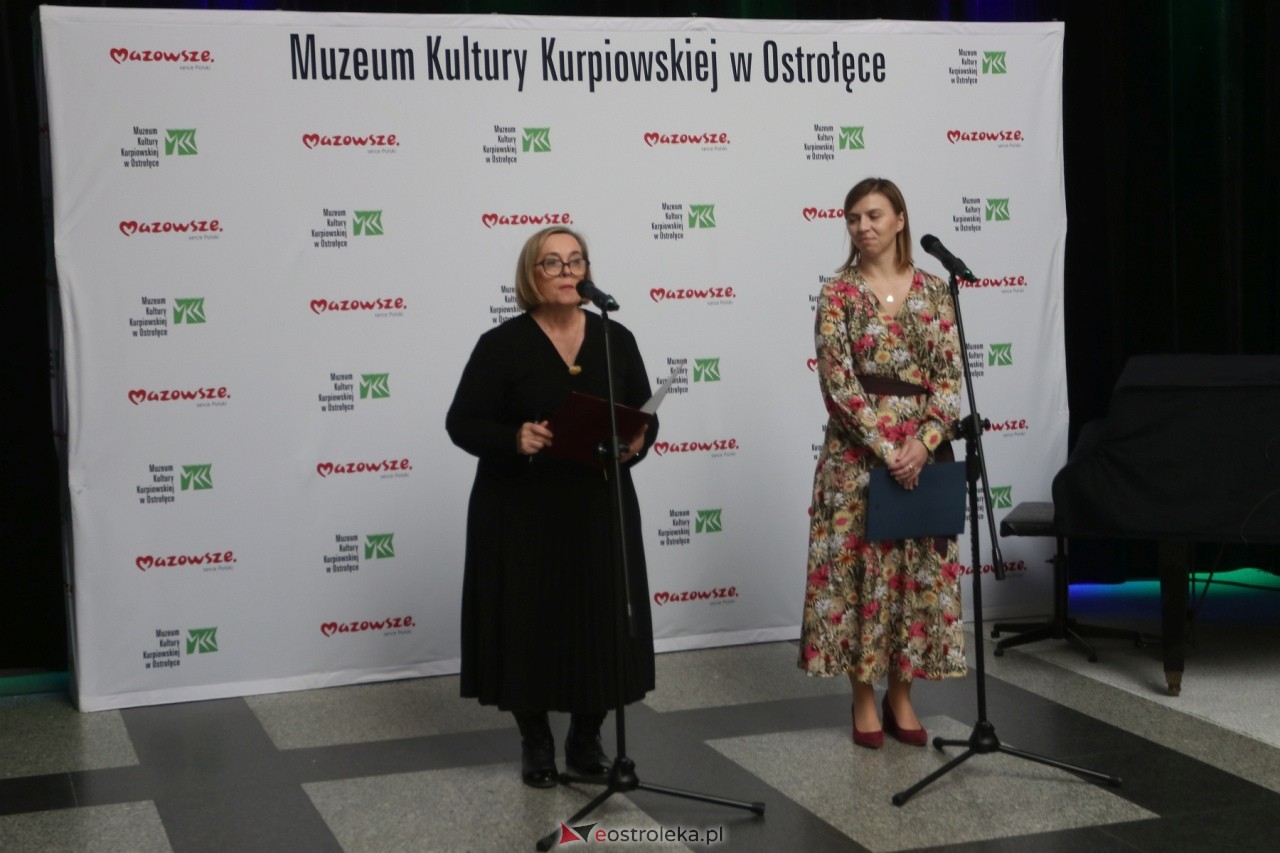 Sztuka Kurpiów - konkurs i wystawa [18.10.2024] - zdjęcie #95 - eOstroleka.pl