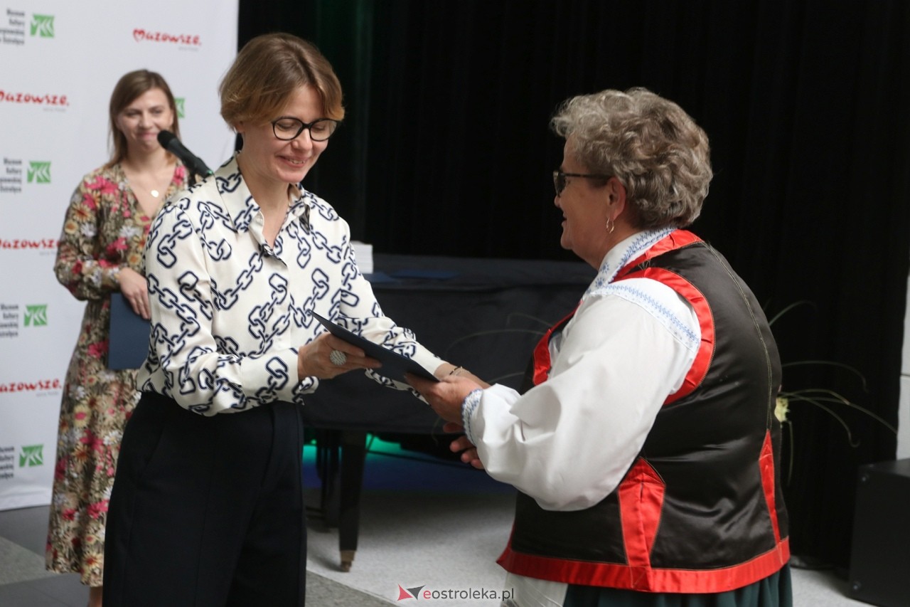 Sztuka Kurpiów - konkurs i wystawa [18.10.2024] - zdjęcie #63 - eOstroleka.pl