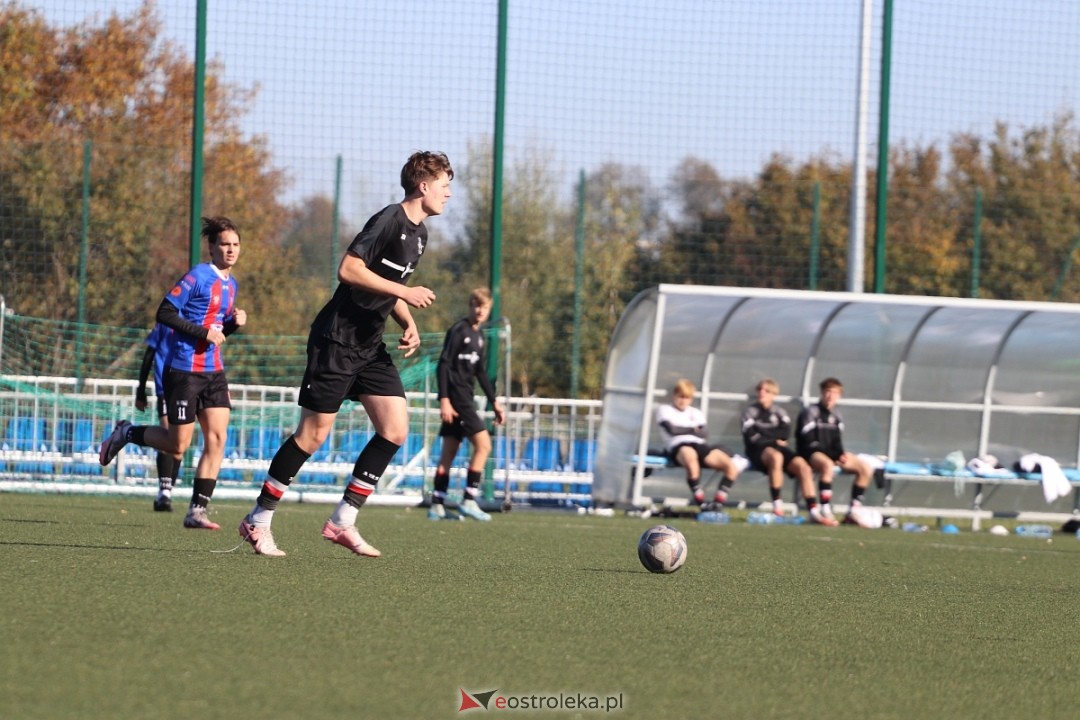 Narew Ostrołęka - Polonia Warszawa (juniorzy) [19.10.2024] - zdjęcie #11 - eOstroleka.pl
