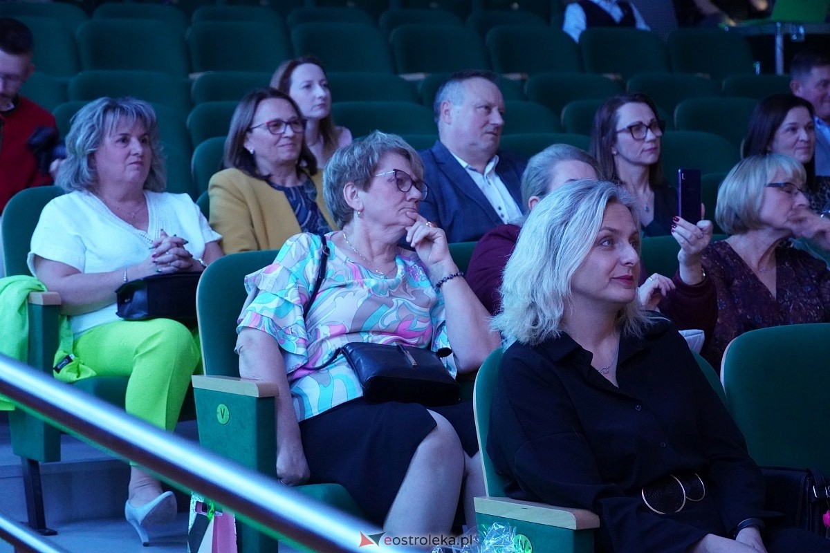 Obchody 50-lecia zespołu Kurpiowszczyzna z Myszyńca [19.10.2024] - zdjęcie #120 - eOstroleka.pl