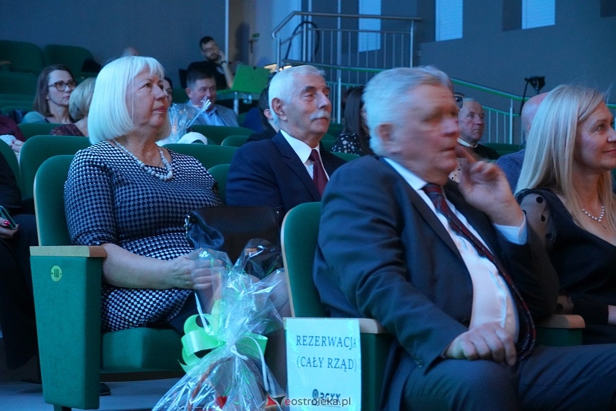 Obchody 50-lecia zespołu Kurpiowszczyzna z Myszyńca [19.10.2024] - zdjęcie #117 - eOstroleka.pl