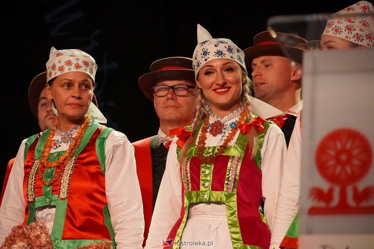 Obchody 50-lecia zespołu Kurpiowszczyzna z Myszyńca [19.10.2024] - zdjęcie #91 - eOstroleka.pl
