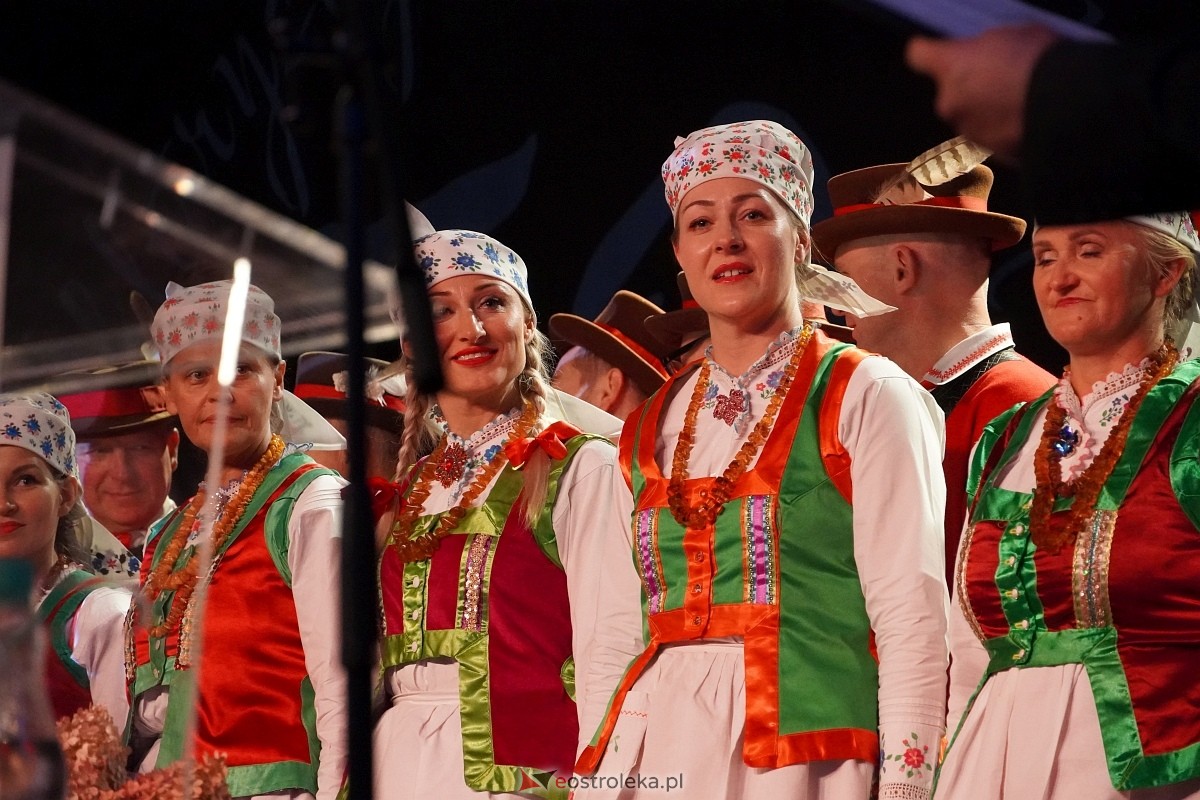Obchody 50-lecia zespołu Kurpiowszczyzna z Myszyńca [19.10.2024] - zdjęcie #90 - eOstroleka.pl