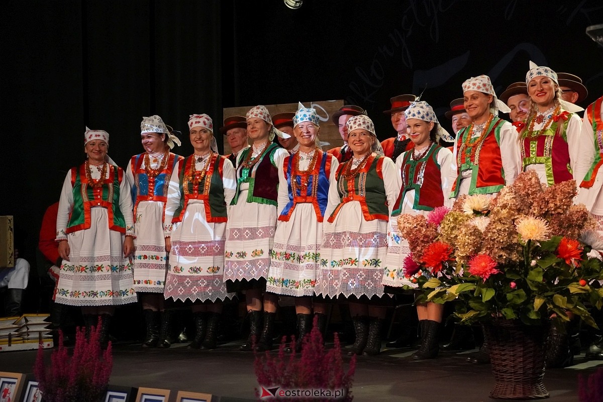 Obchody 50-lecia zespołu Kurpiowszczyzna z Myszyńca [19.10.2024] - zdjęcie #87 - eOstroleka.pl