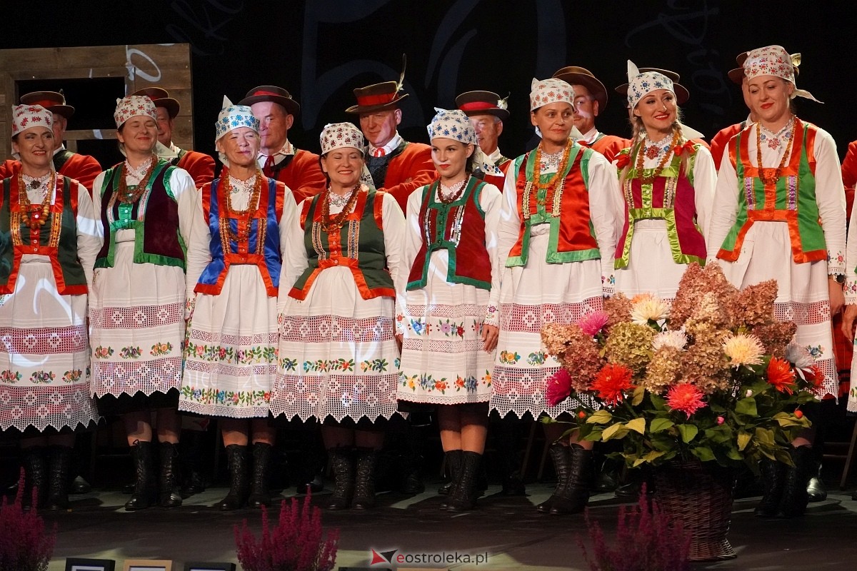Obchody 50-lecia zespołu Kurpiowszczyzna z Myszyńca [19.10.2024] - zdjęcie #83 - eOstroleka.pl