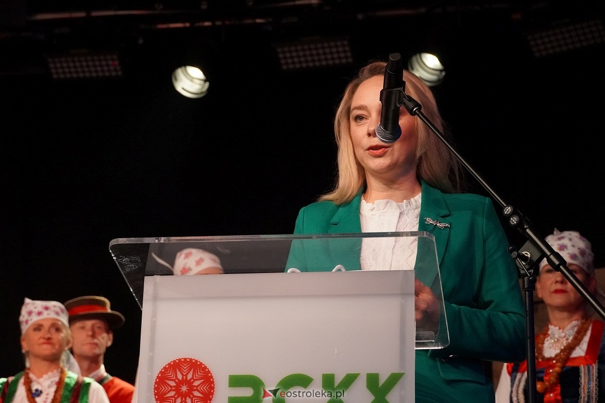 Obchody 50-lecia zespołu Kurpiowszczyzna z Myszyńca [19.10.2024] - zdjęcie #77 - eOstroleka.pl