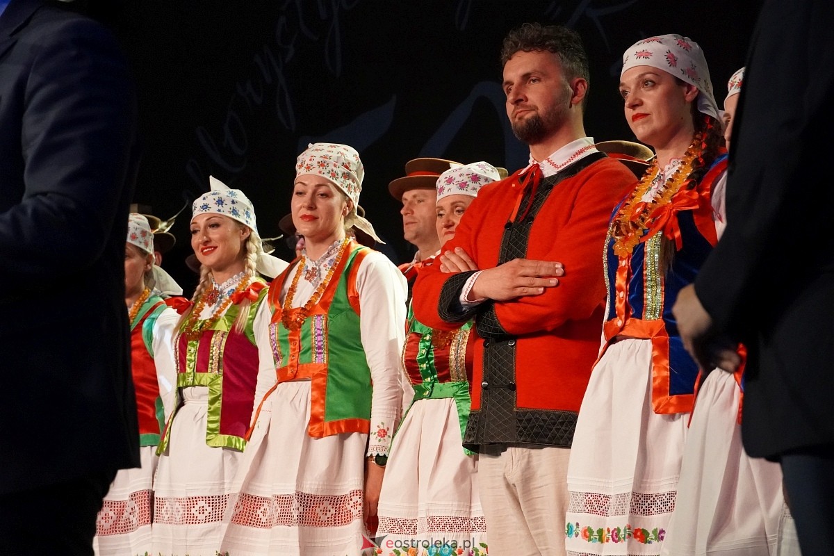 Obchody 50-lecia zespołu Kurpiowszczyzna z Myszyńca [19.10.2024] - zdjęcie #71 - eOstroleka.pl