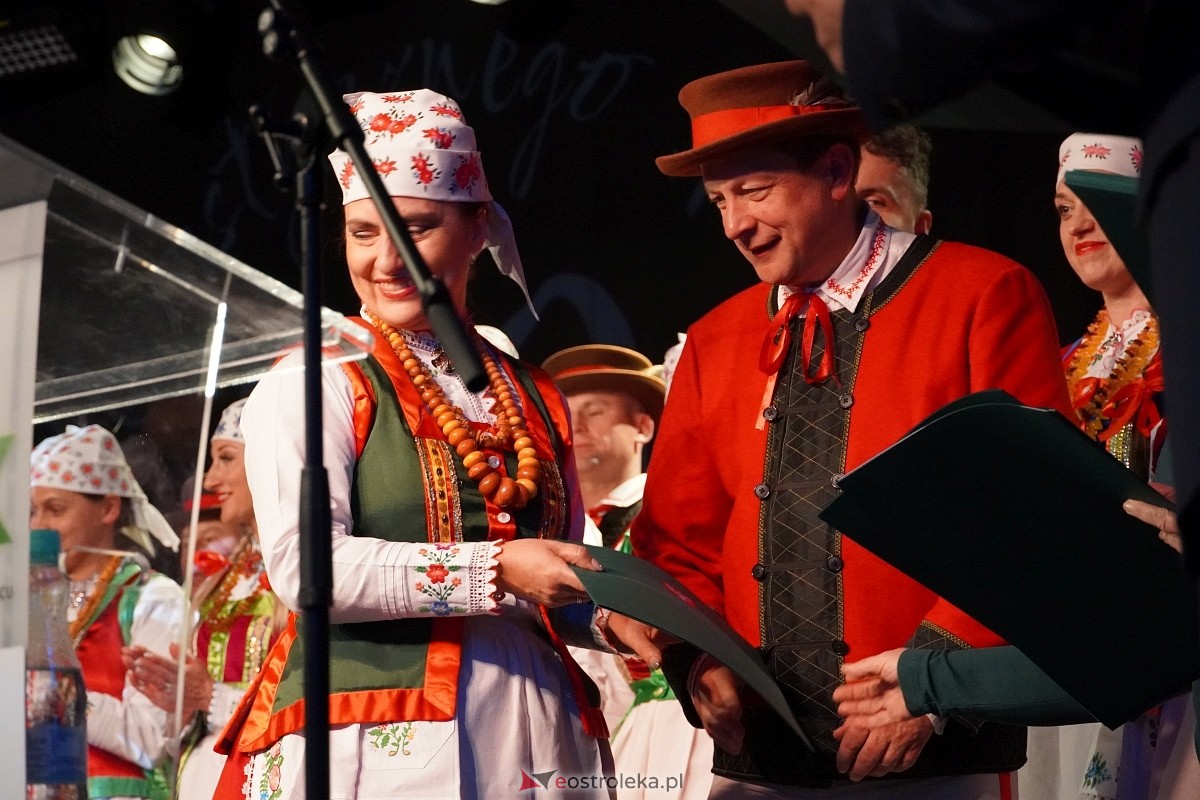 Obchody 50-lecia zespołu Kurpiowszczyzna z Myszyńca [19.10.2024] - zdjęcie #62 - eOstroleka.pl