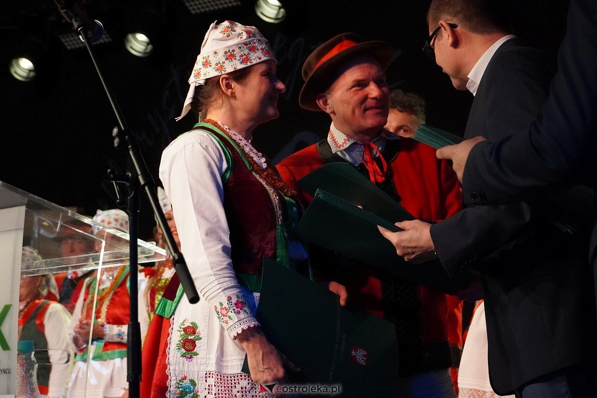 Obchody 50-lecia zespołu Kurpiowszczyzna z Myszyńca [19.10.2024] - zdjęcie #61 - eOstroleka.pl