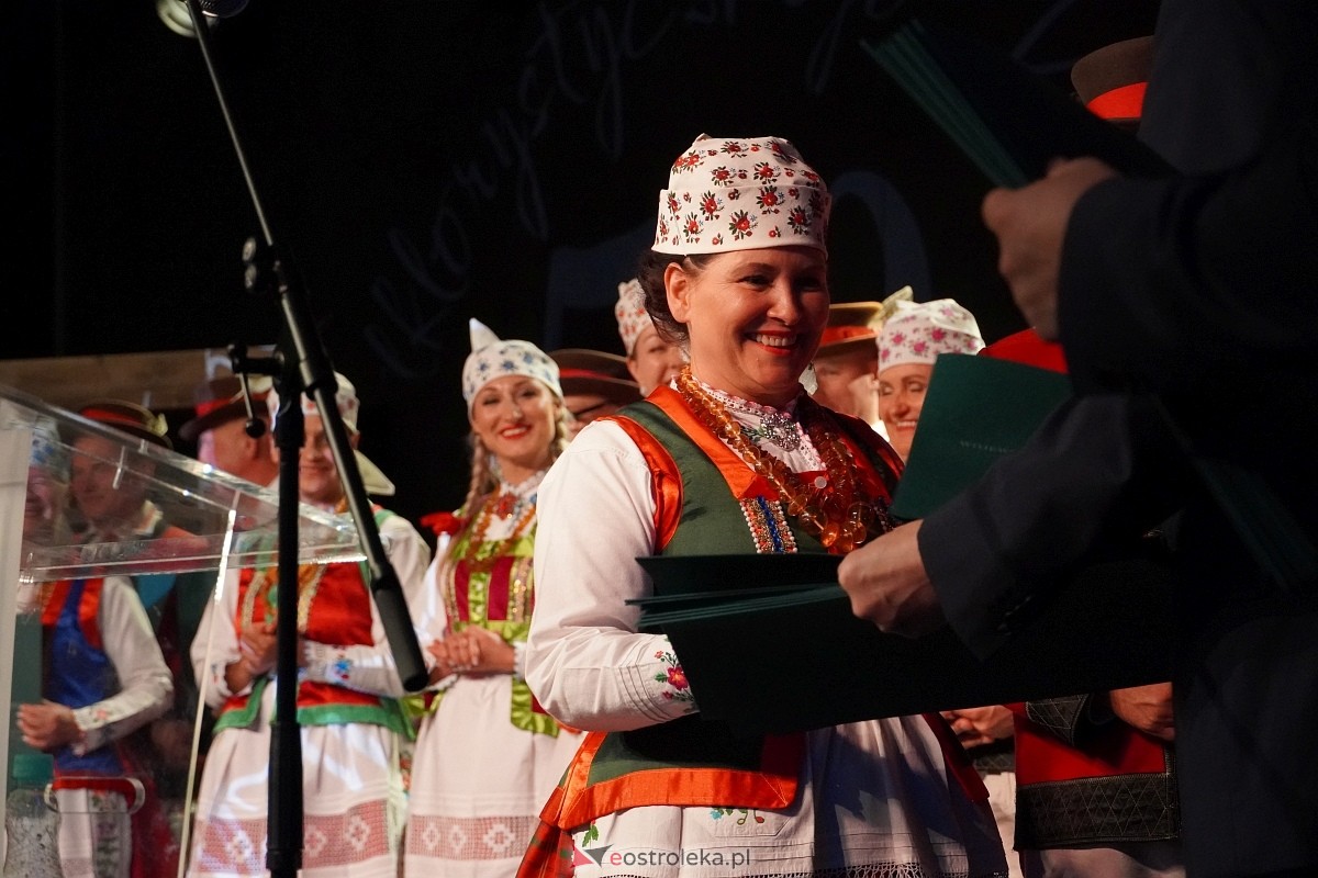Obchody 50-lecia zespołu Kurpiowszczyzna z Myszyńca [19.10.2024] - zdjęcie #59 - eOstroleka.pl