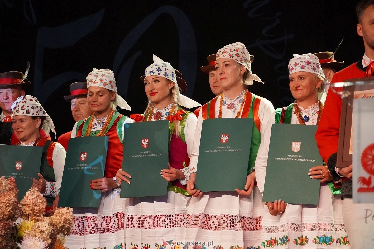 Obchody 50-lecia zespołu Kurpiowszczyzna z Myszyńca [19.10.2024] - zdjęcie #44 - eOstroleka.pl
