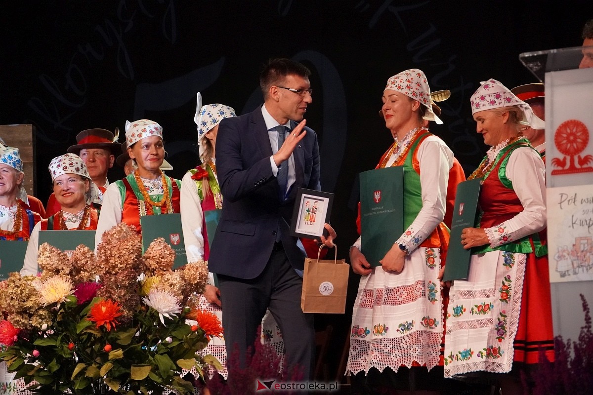 Obchody 50-lecia zespołu Kurpiowszczyzna z Myszyńca [19.10.2024] - zdjęcie #39 - eOstroleka.pl