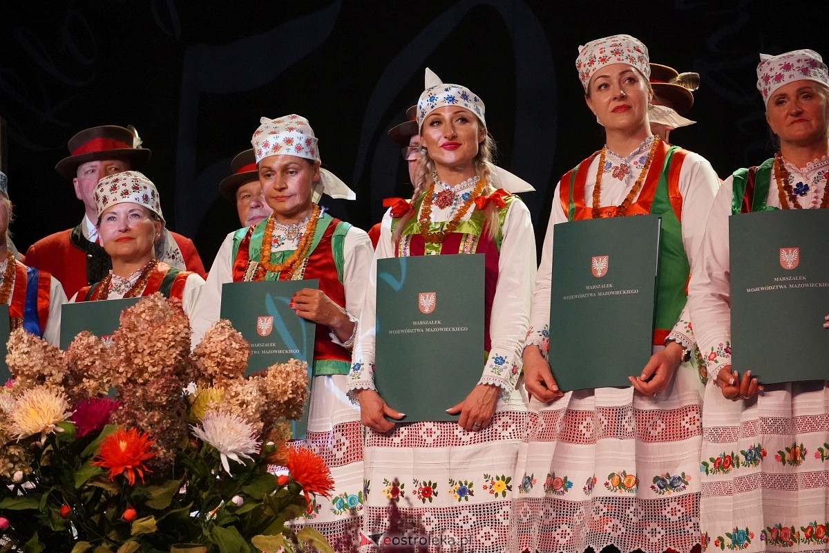 Obchody 50-lecia zespołu Kurpiowszczyzna z Myszyńca [19.10.2024] - zdjęcie #36 - eOstroleka.pl