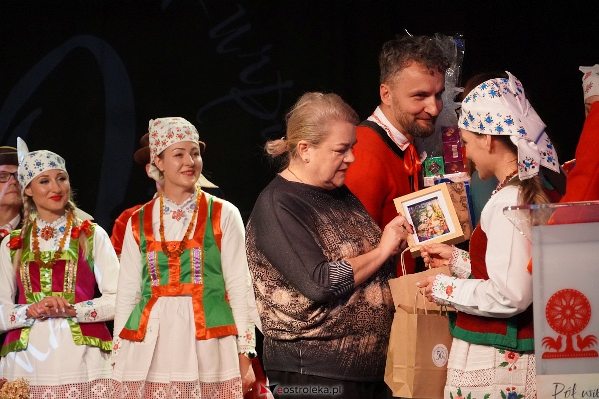 Obchody 50-lecia zespołu Kurpiowszczyzna z Myszyńca [19.10.2024] - zdjęcie #17 - eOstroleka.pl