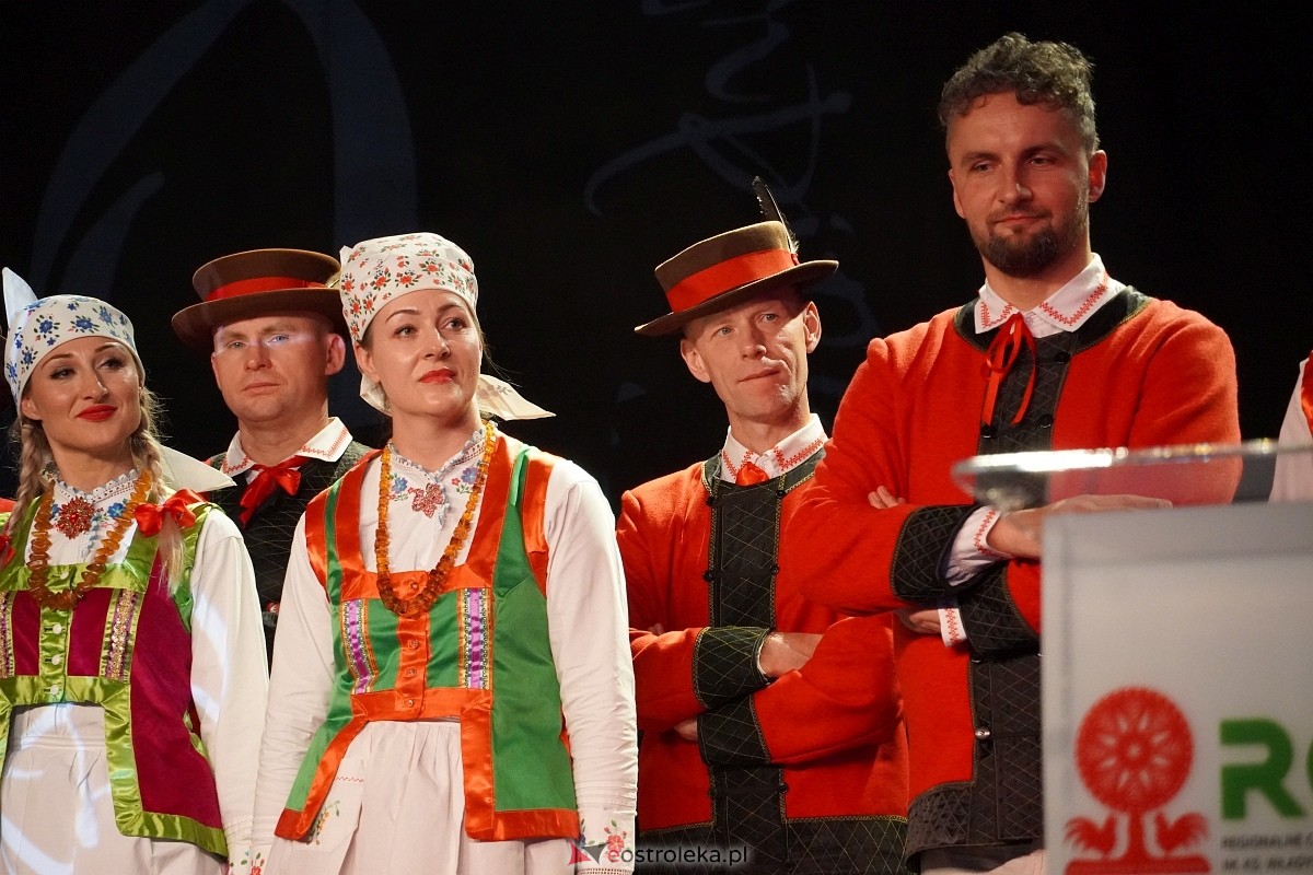 Obchody 50-lecia zespołu Kurpiowszczyzna z Myszyńca [19.10.2024] - zdjęcie #9 - eOstroleka.pl