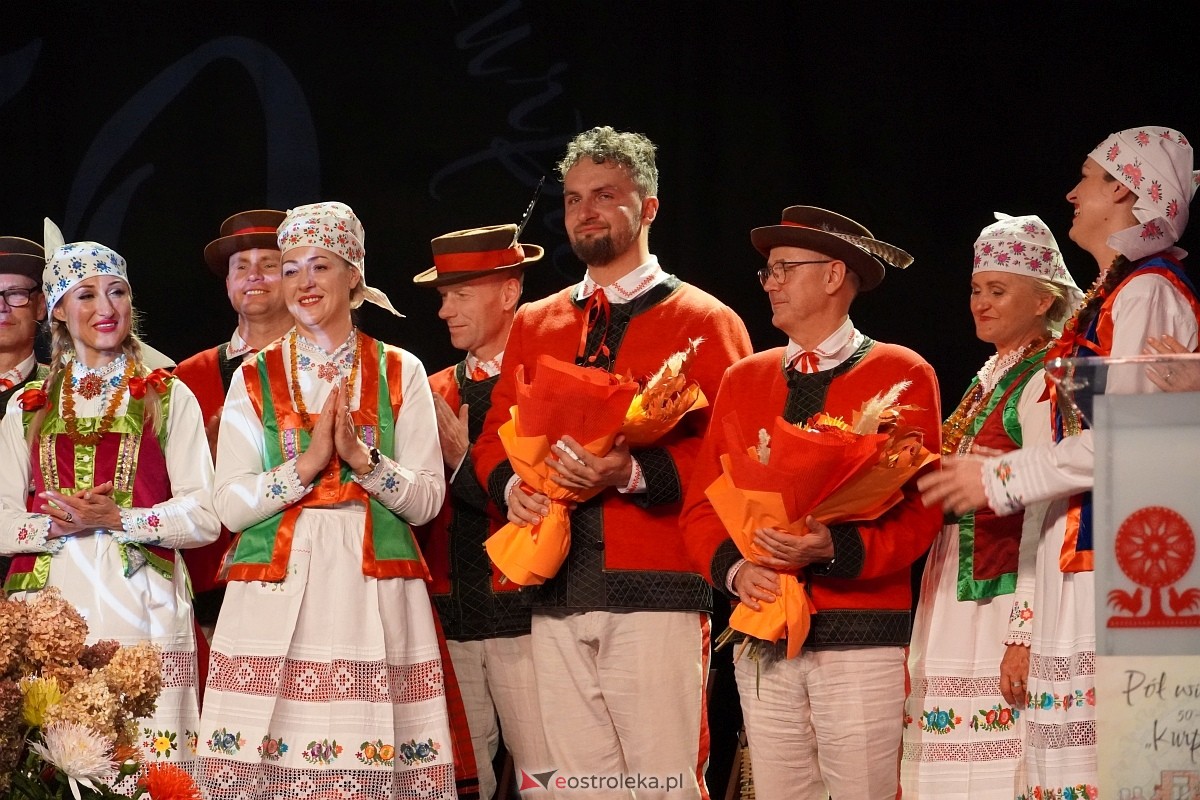 Obchody 50-lecia zespołu Kurpiowszczyzna z Myszyńca [19.10.2024] - zdjęcie #1 - eOstroleka.pl