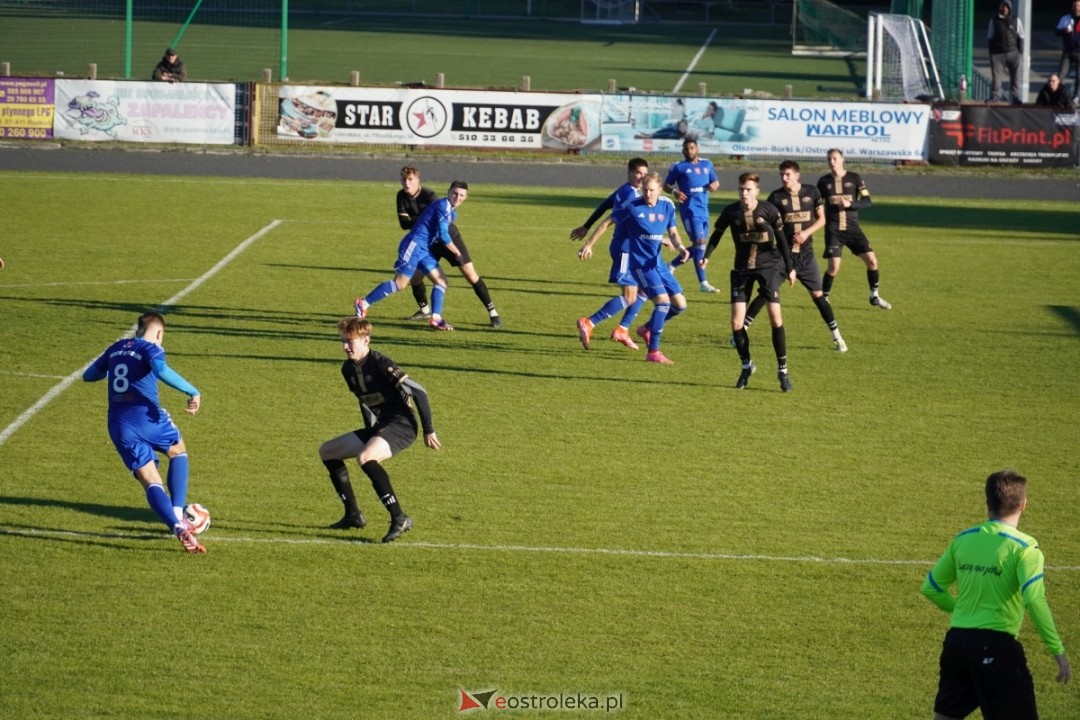 Narew Ostrołęka - PAF Płońsk 2:1 [19.10.2024] - zdjęcie #60 - eOstroleka.pl