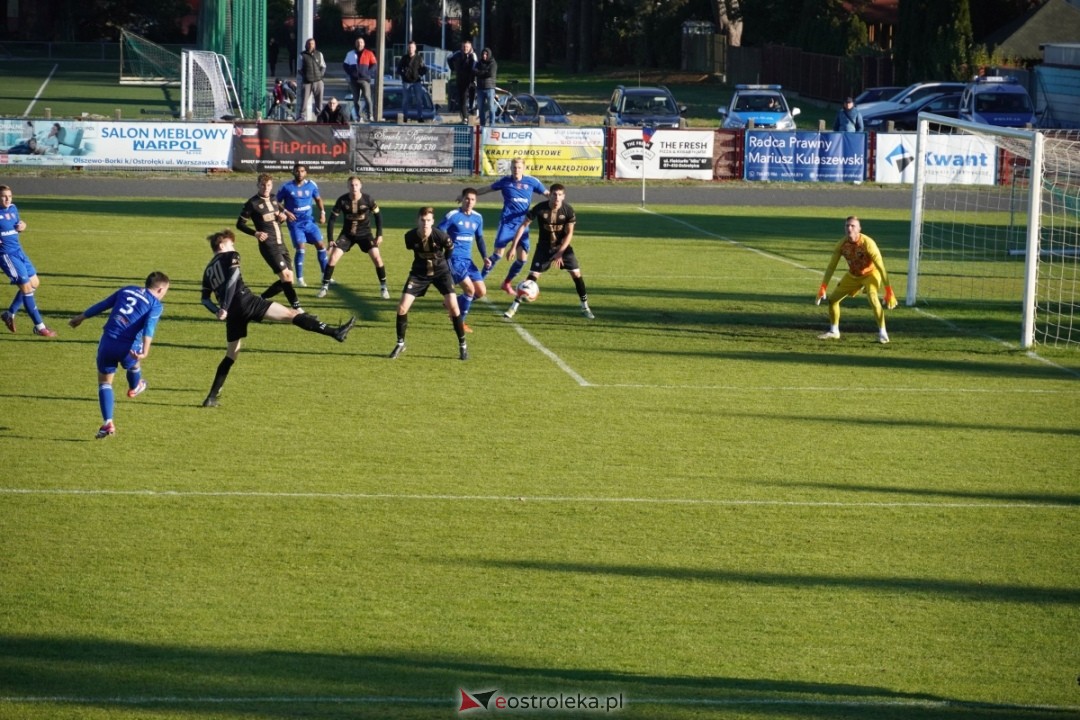 Narew Ostrołęka - PAF Płońsk 2:1 [19.10.2024] - zdjęcie #52 - eOstroleka.pl