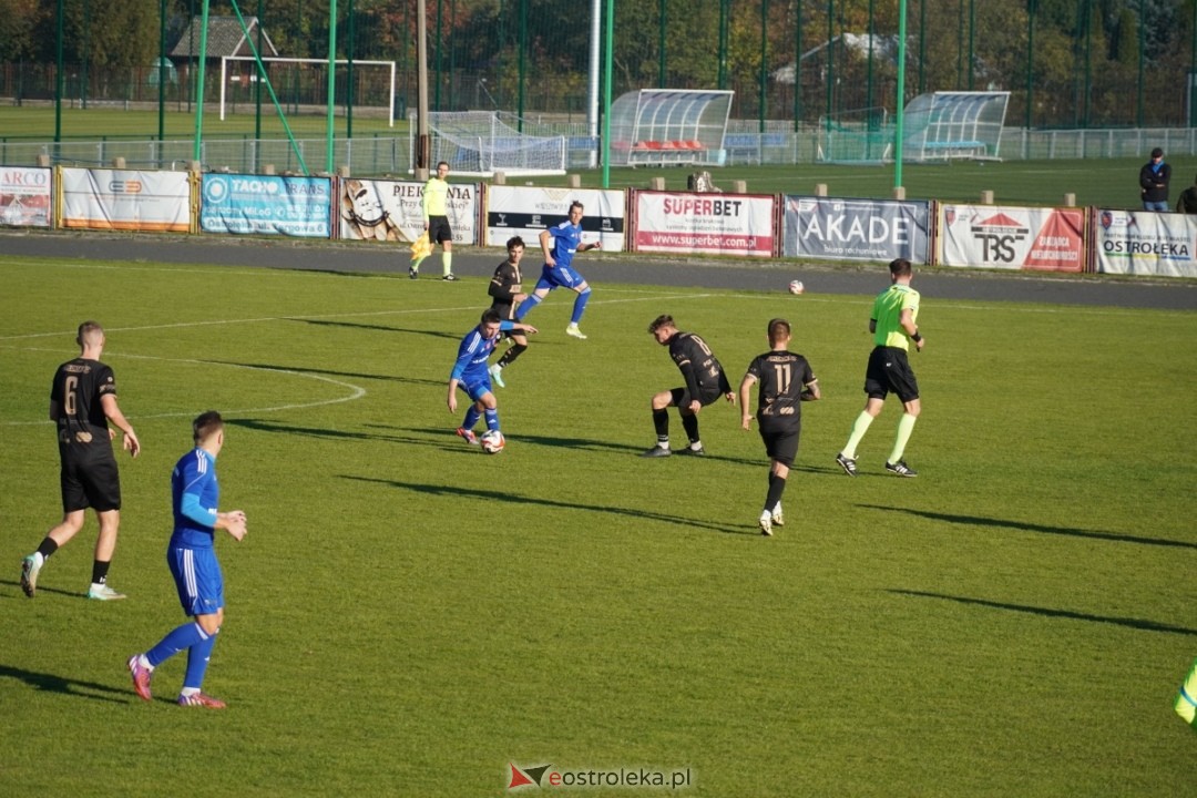 Narew Ostrołęka - PAF Płońsk 2:1 [19.10.2024] - zdjęcie #46 - eOstroleka.pl