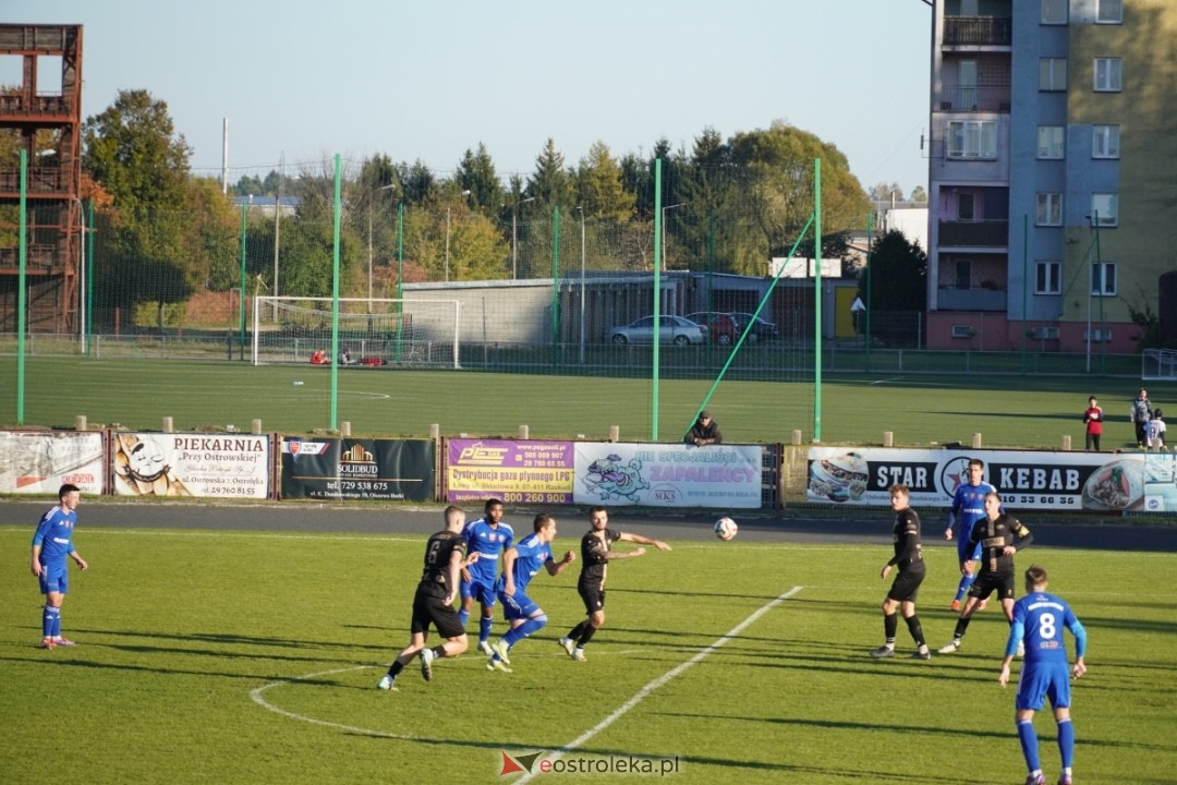 Narew Ostrołęka - PAF Płońsk 2:1 [19.10.2024] - zdjęcie #34 - eOstroleka.pl