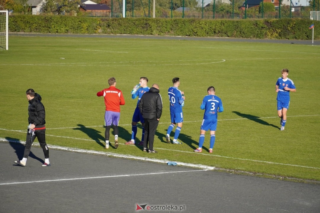 Narew Ostrołęka - PAF Płońsk 2:1 [19.10.2024] - zdjęcie #33 - eOstroleka.pl