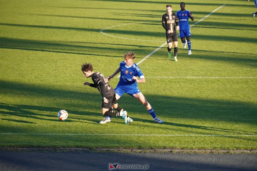 Narew Ostrołęka - PAF Płońsk 2:1 [19.10.2024] - zdjęcie #24 - eOstroleka.pl