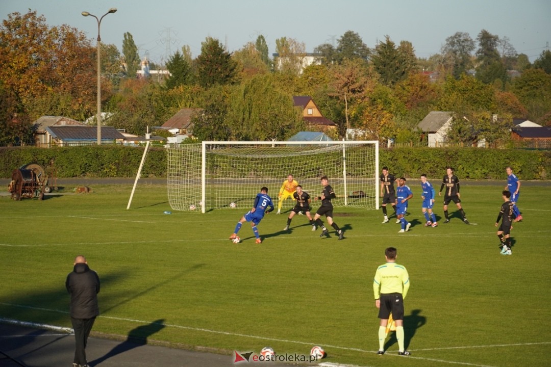 Narew Ostrołęka - PAF Płońsk 2:1 [19.10.2024] - zdjęcie #23 - eOstroleka.pl