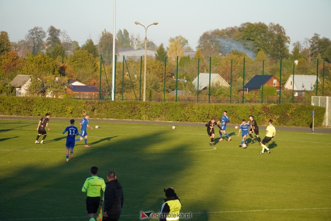 Narew Ostrołęka - PAF Płońsk 2:1 [19.10.2024] - zdjęcie #5 - eOstroleka.pl