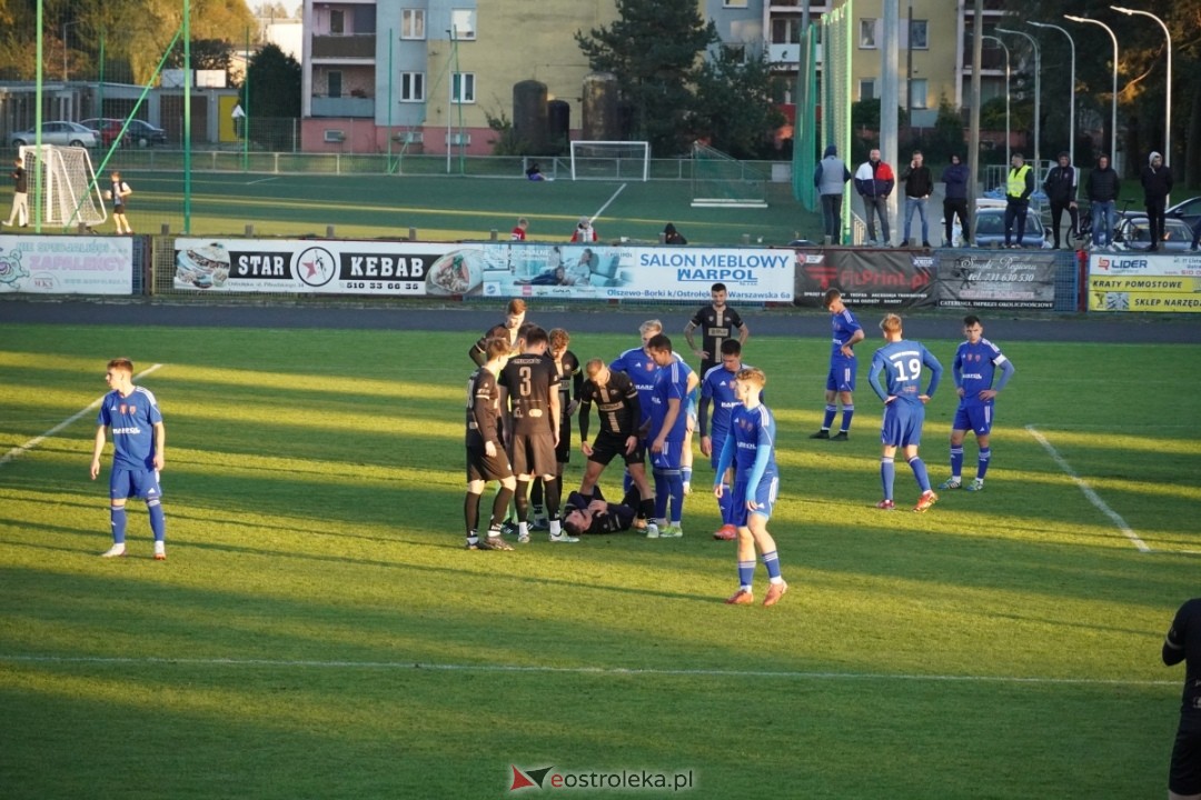Narew Ostrołęka - PAF Płońsk 2:1 [19.10.2024] - zdjęcie #4 - eOstroleka.pl