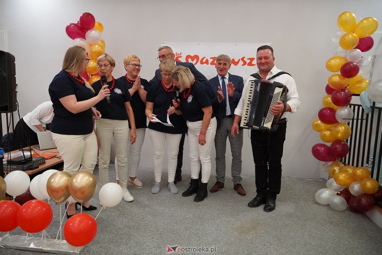 Spotkanie  kulturą malowane - kultywowanie zwyczajów i muzyki biesiadnej  [20.10.2024] - zdjęcie #115 - eOstroleka.pl