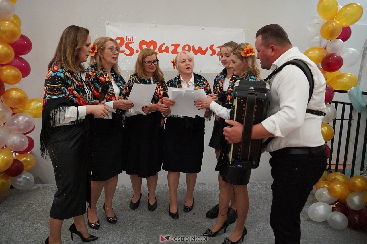 Spotkanie  kulturą malowane - kultywowanie zwyczajów i muzyki biesiadnej  [20.10.2024] - zdjęcie #105 - eOstroleka.pl