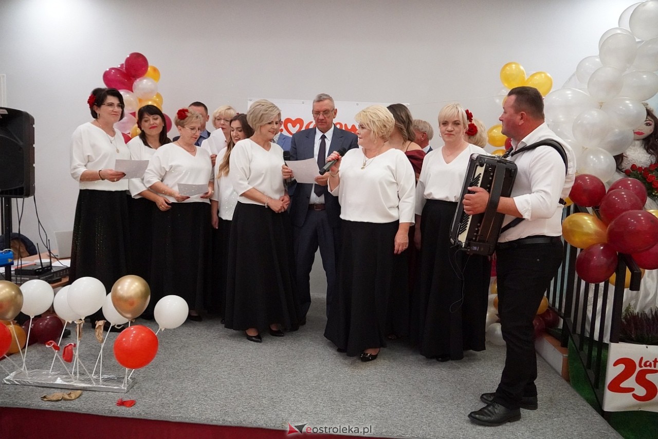 Spotkanie  kulturą malowane - kultywowanie zwyczajów i muzyki biesiadnej  [20.10.2024] - zdjęcie #100 - eOstroleka.pl