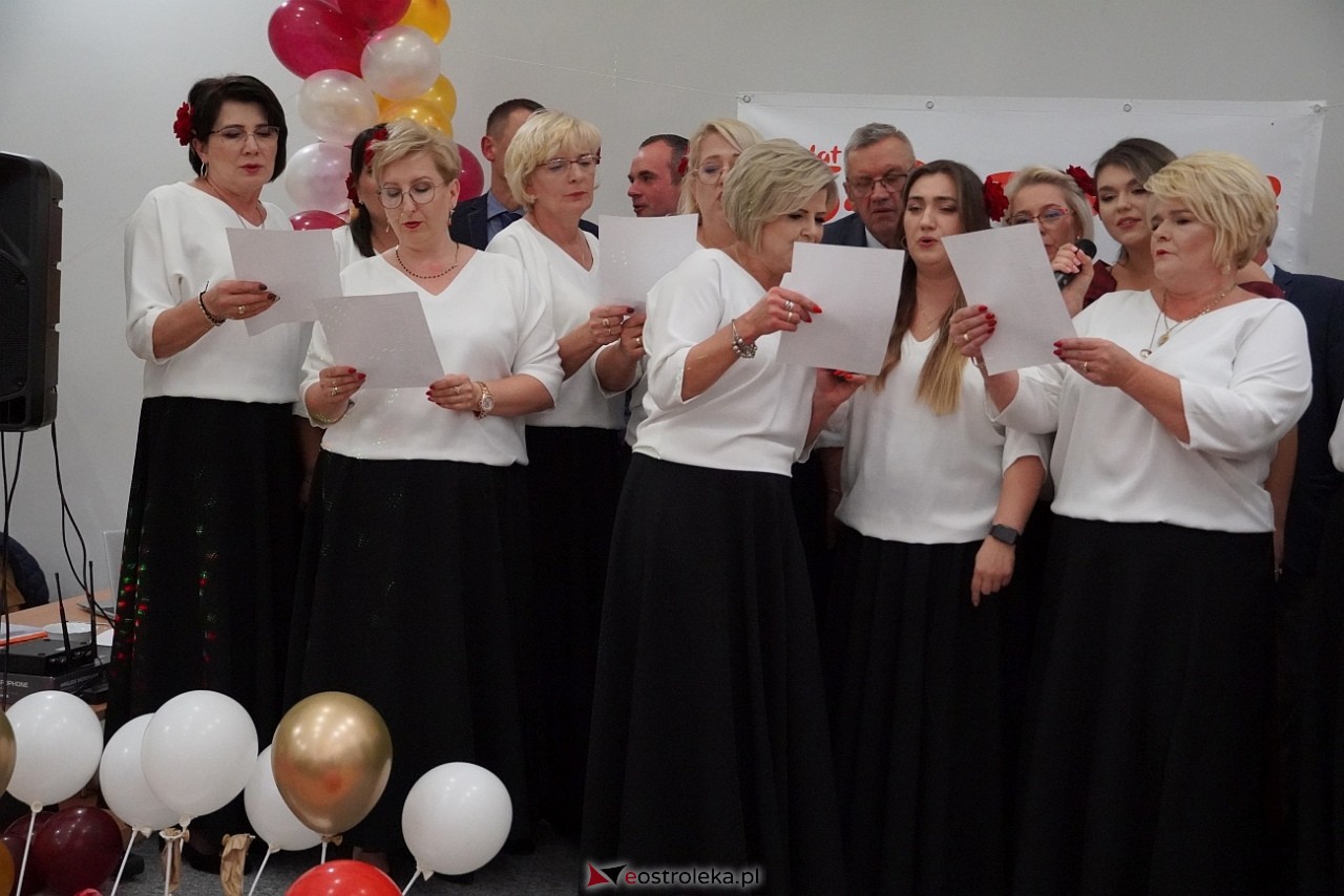 Spotkanie  kulturą malowane - kultywowanie zwyczajów i muzyki biesiadnej  [20.10.2024] - zdjęcie #99 - eOstroleka.pl