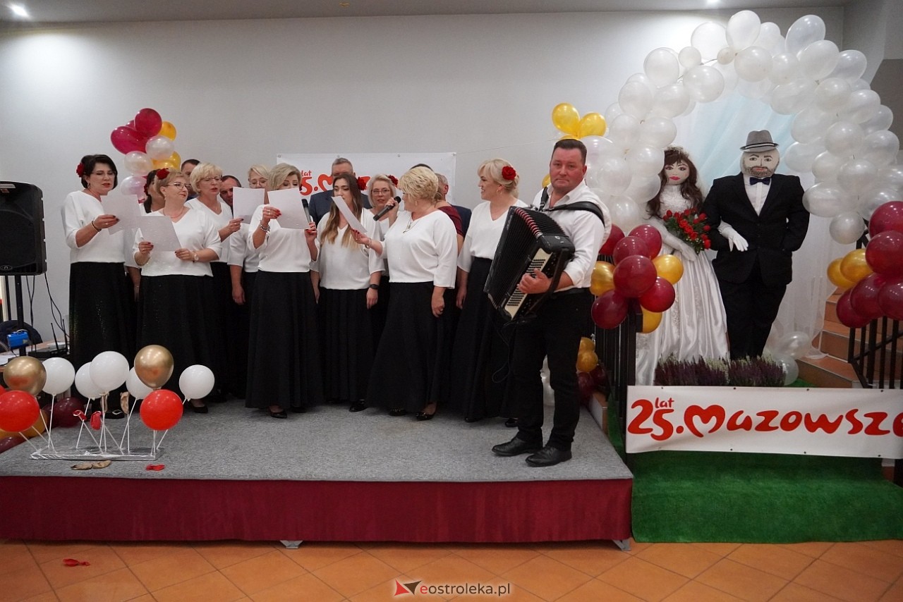 Spotkanie  kulturą malowane - kultywowanie zwyczajów i muzyki biesiadnej  [20.10.2024] - zdjęcie #96 - eOstroleka.pl