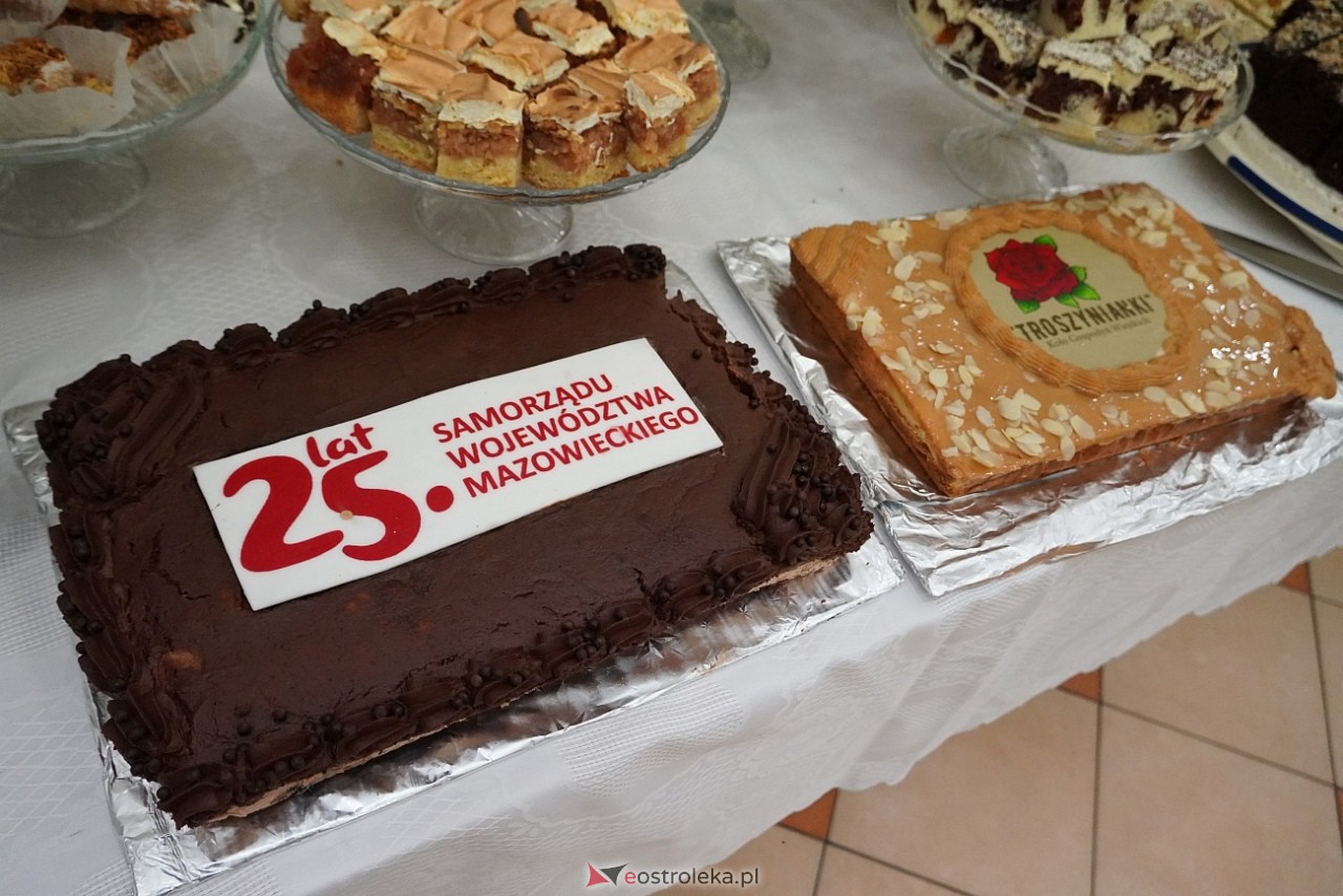 Spotkanie  kulturą malowane - kultywowanie zwyczajów i muzyki biesiadnej  [20.10.2024] - zdjęcie #87 - eOstroleka.pl